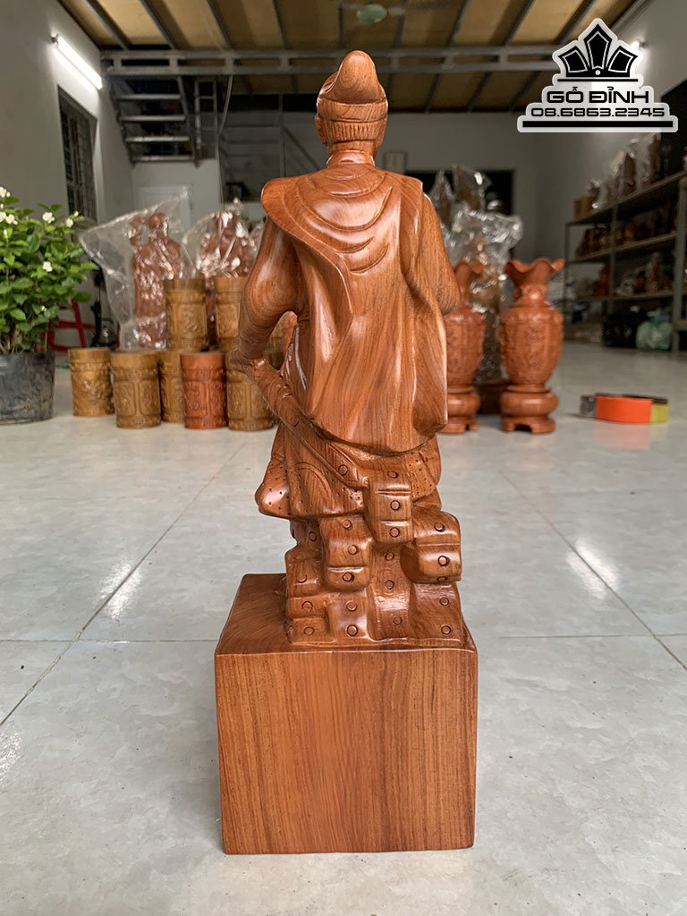 Tượng Trần Quốc Tuấn Gỗ Hương Cao 40 Ngang 13 (cm) 1