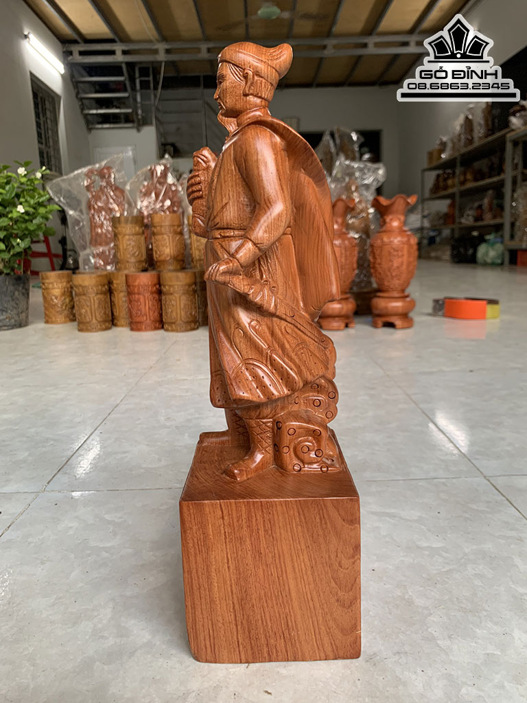 Tượng Trần Quốc Tuấn Gỗ Hương Cao 40 Ngang 13 (cm) 2
