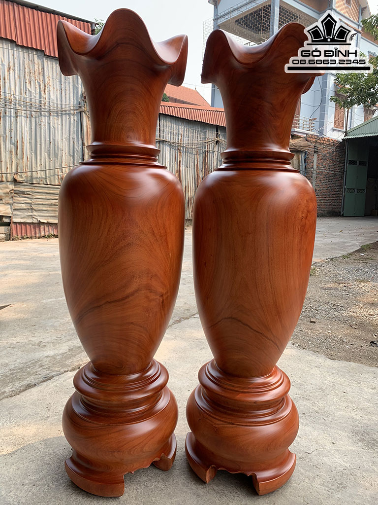 Cặp Lục Bình Gỗ Hương Nguyên Khối Cao 170 Đường Kính 48.5 (cm)