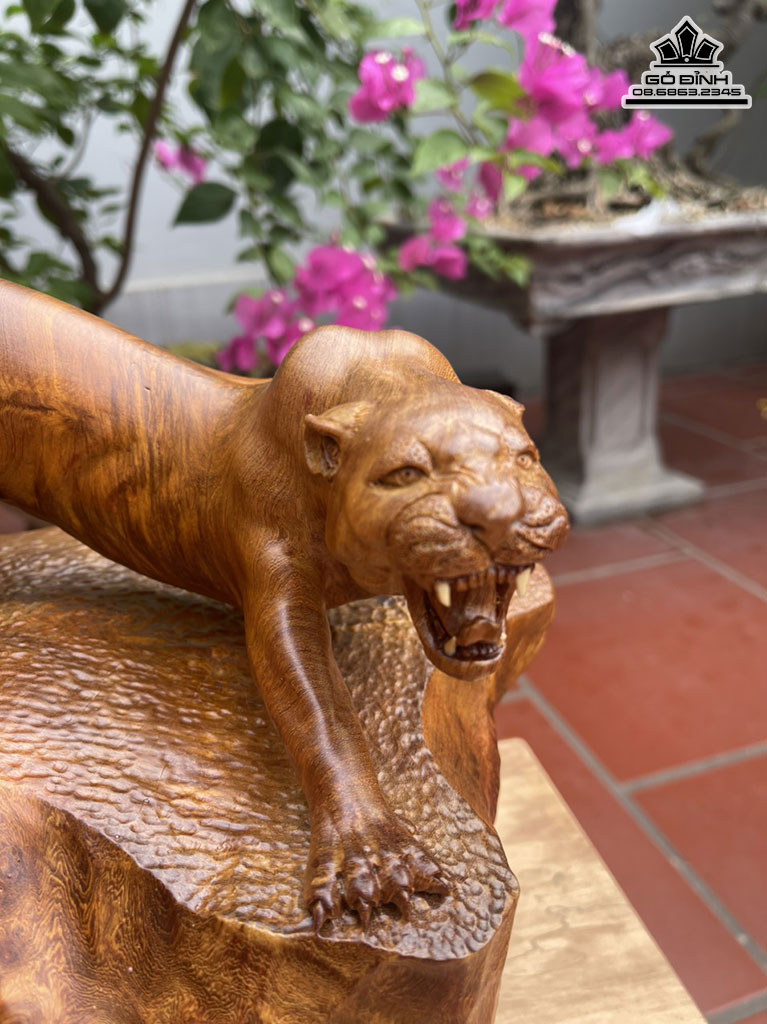 Tượng Báo Săn Mồi Gỗ Hương Liền Khối Cao 24 Ngang 34 Sâu 22 (cm)