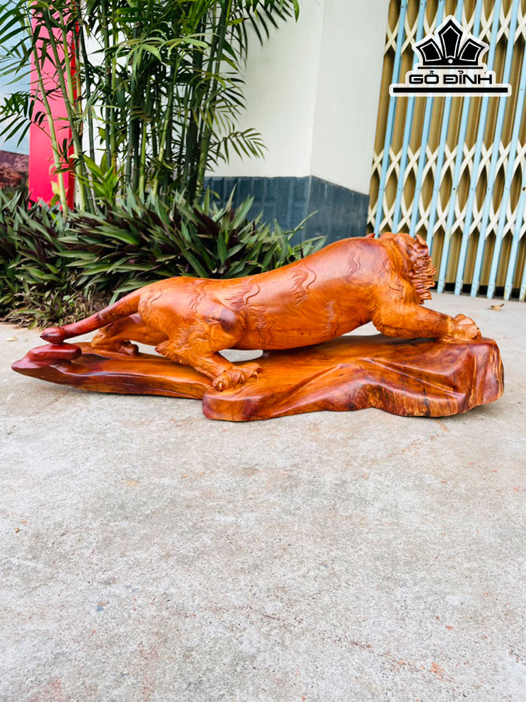 Tượng Hổ Phong Thủy Gỗ Hương Cao 28 Ngang 81 Sâu 25 (cm)