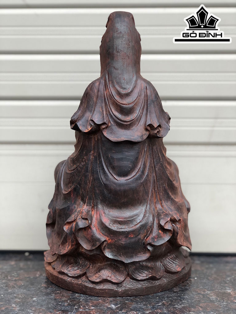 Tượng Phật Bà Quan Âm Gỗ Trắc Cao 28 Ngang 15 Sâu 13 (cm)