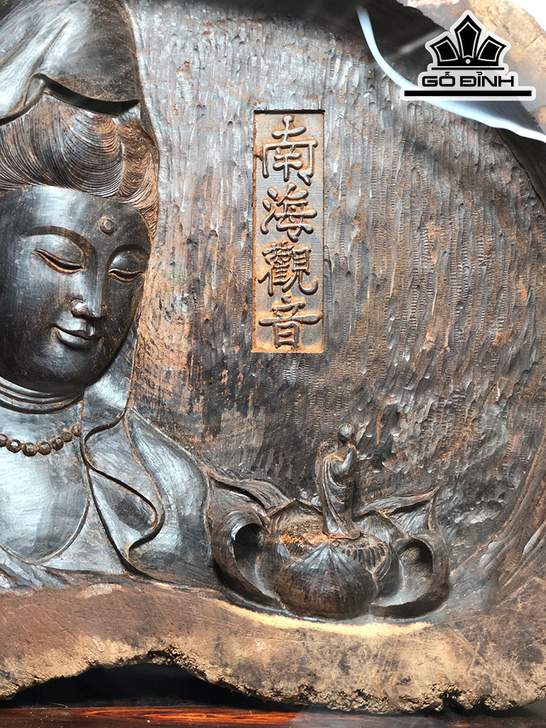 Tượng Phật Bà Quan Âm Gỗ Trắc Ngang 37 Cao 29 Sâu 7 (cm)