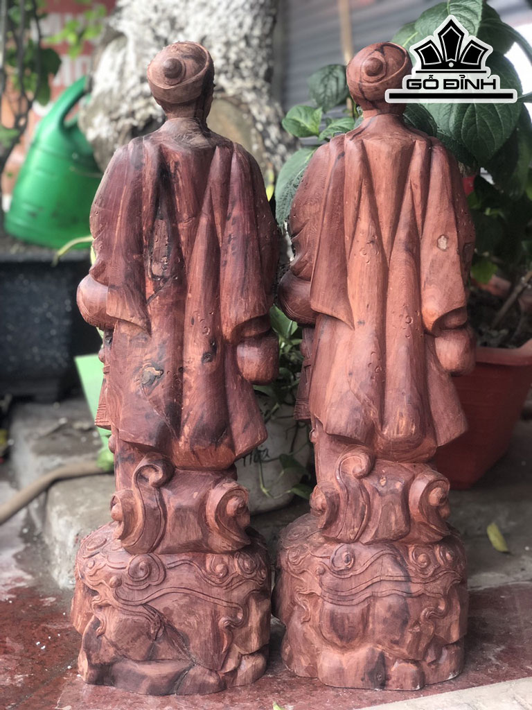 Tượng Trần Quốc Tuấn Gỗ Cẩm Cao 61 Ngang 20 Sâu 15 (cm)