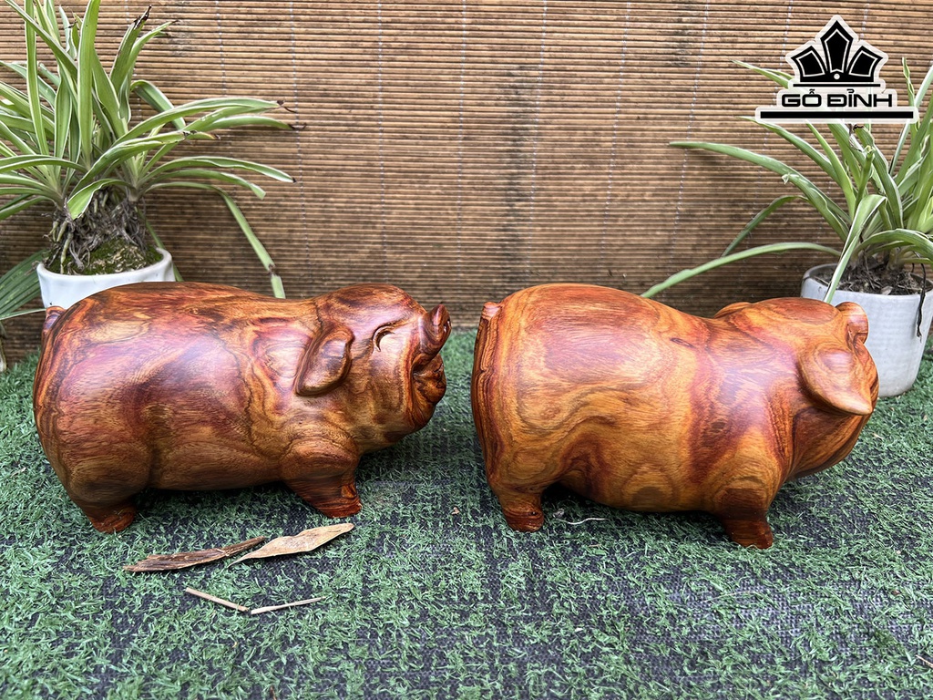 Tượng Heo Phong Thủy Gỗ Sưa Cao 10 Ngang 19 Sâu 11 (cm)
