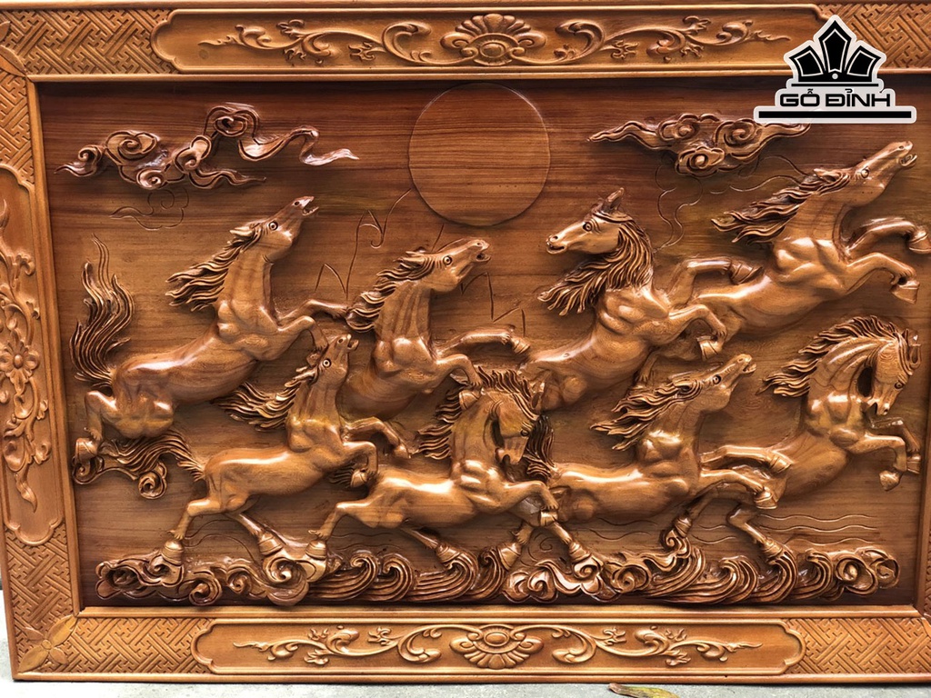 Tranh Bát Mã Gỗ Hương Cao 74 Ngang 108 Sâu 5 (cm)