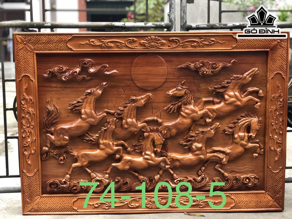 Tranh Bát Mã Gỗ Hương Cao 74 Ngang 108 Sâu 5 (cm)