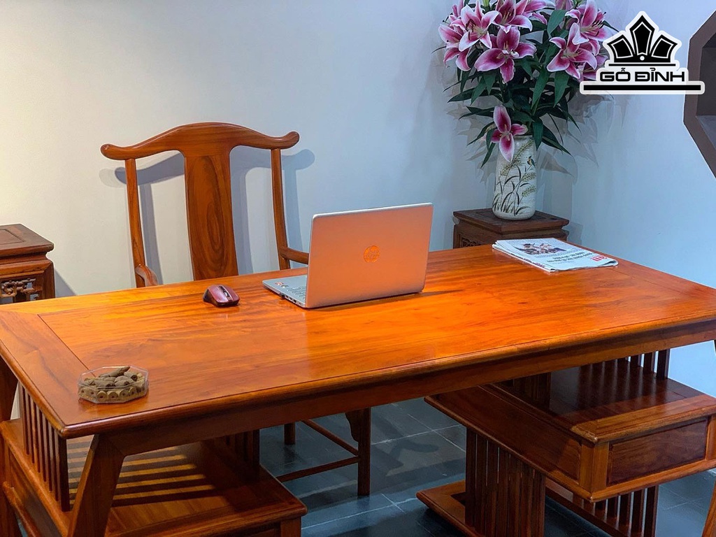 Bộ Bàn Ghế Gỗ Hương Cao 78 Ngang 166 Sâu 69 (cm)