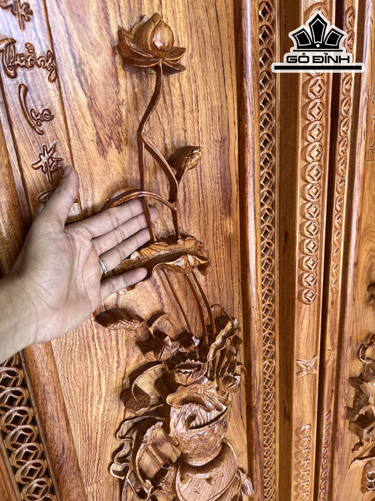 Tranh Tứ Bình Gỗ Hương Cao 127 Ngang 42 Khung 5 Ván 5 (cm)
