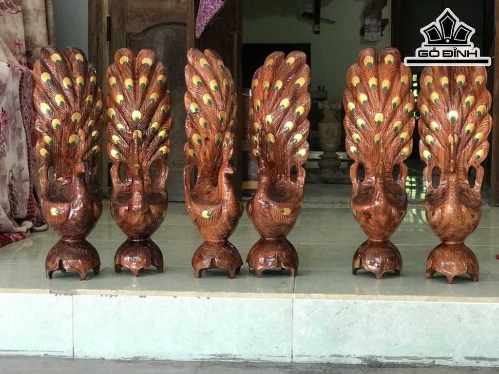 Lục Bình Chim Công Gỗ Lim Cao 58 Rộng 17-18 (cm)