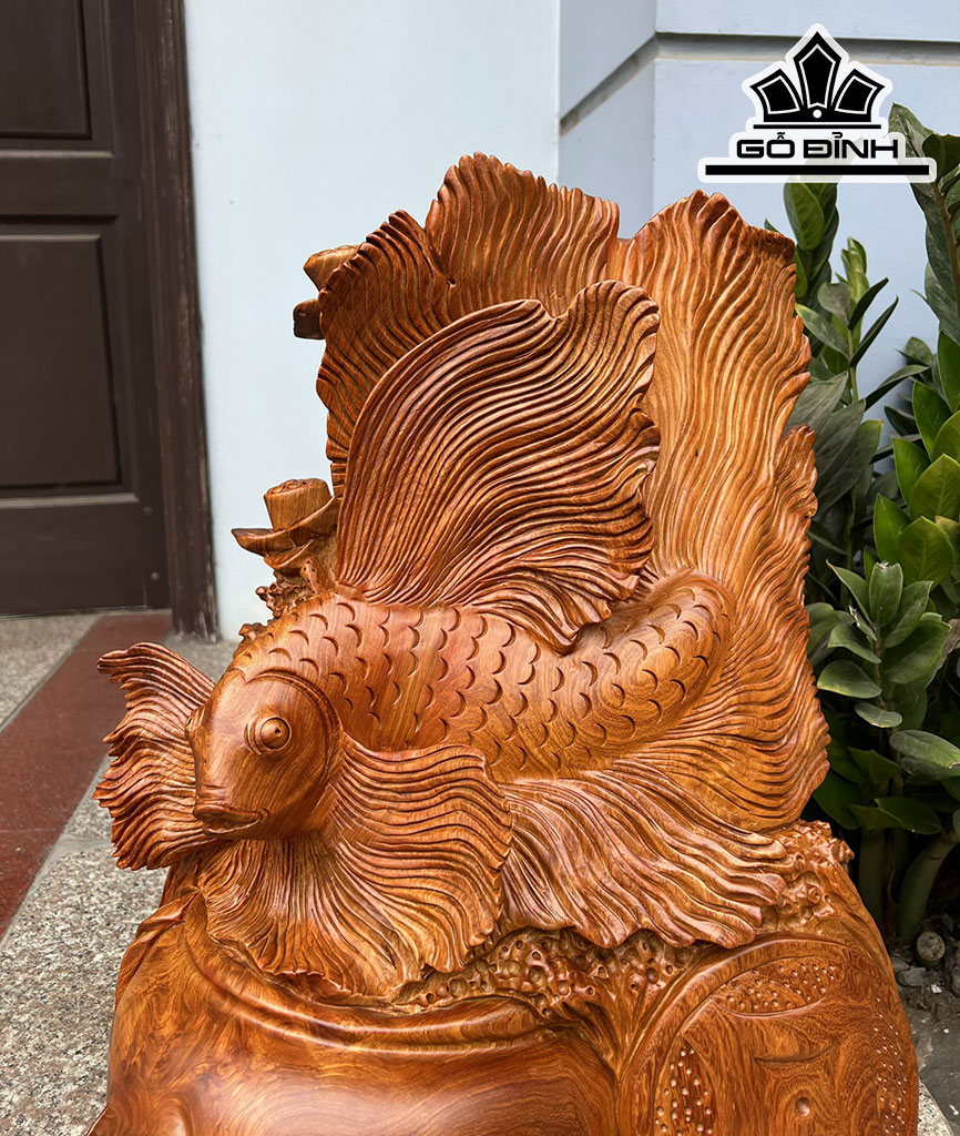 Tượng Cá Xiêm Gỗ Hương Cao 56 Ngang 42 Sâu 30 (cm)
