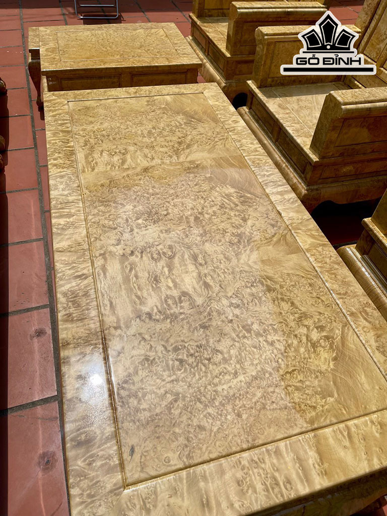 Bộ Bàn Ghế Gỗ Bò Ma Dài 223 Cao 134 (cm)