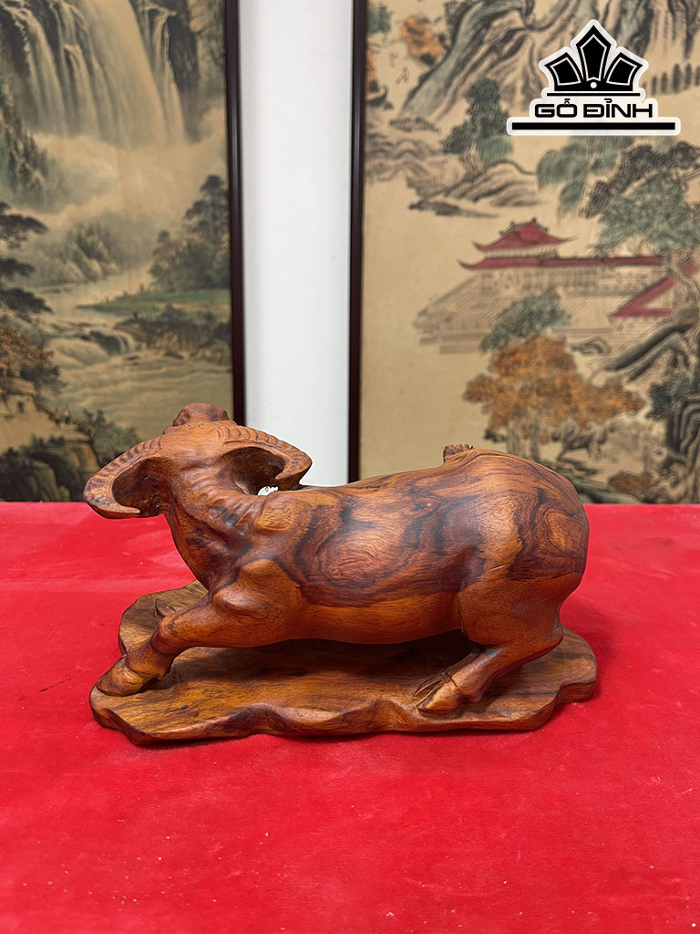 Tượng Trâu Gỗ Sưa Cao 13 Ngang 23 Sâu 13 (cm)