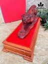 Tượng Báo Săn Mồi Gỗ Sưa Ngang 39 Cao 13 Sâu 10 (cm)