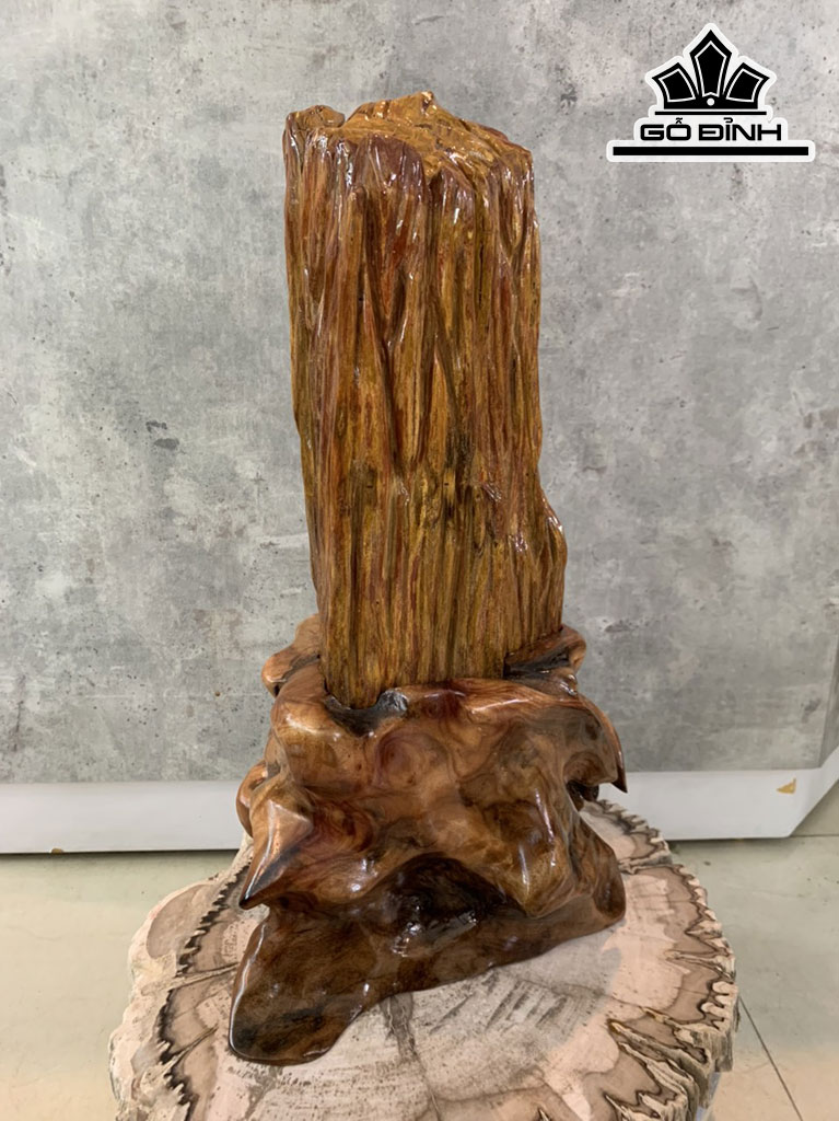 Tác Phẩm Đá Mã Não Cao 50 Ngang 24 (cm) 9.3kg