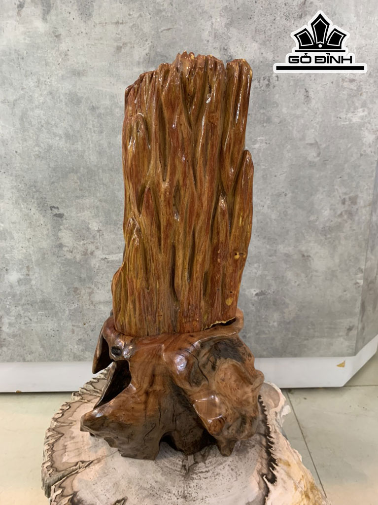 Tác Phẩm Đá Mã Não Cao 50 Ngang 24 (cm) 9.3kg