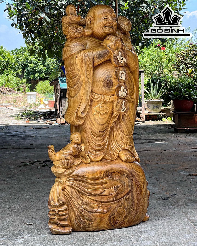 Tượng Phật Di Lặc Chúc Phúc Gỗ Cẩm Vàng Cao 108 Ngang 62 Sâu 32 (cm)