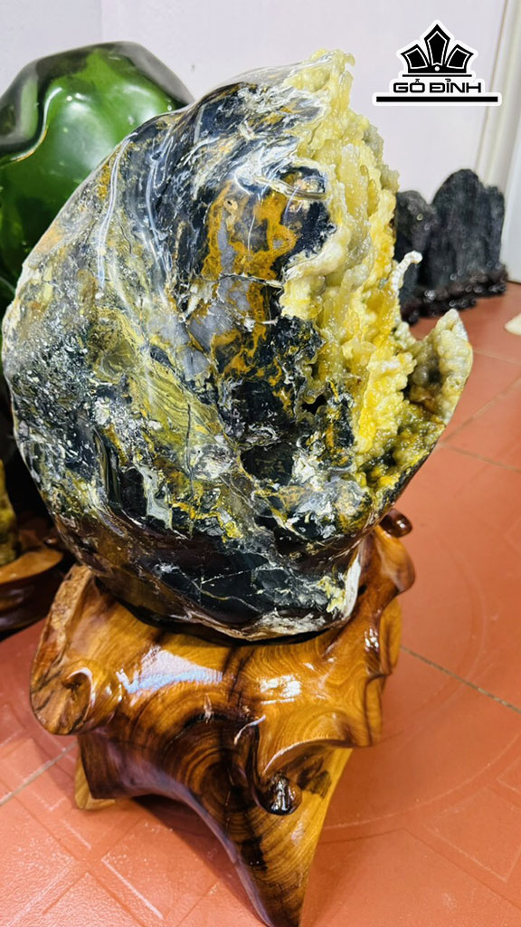 Tác Phăm Đá Mã Não Cao 50 Ngang 30 (cm) 36,5kg