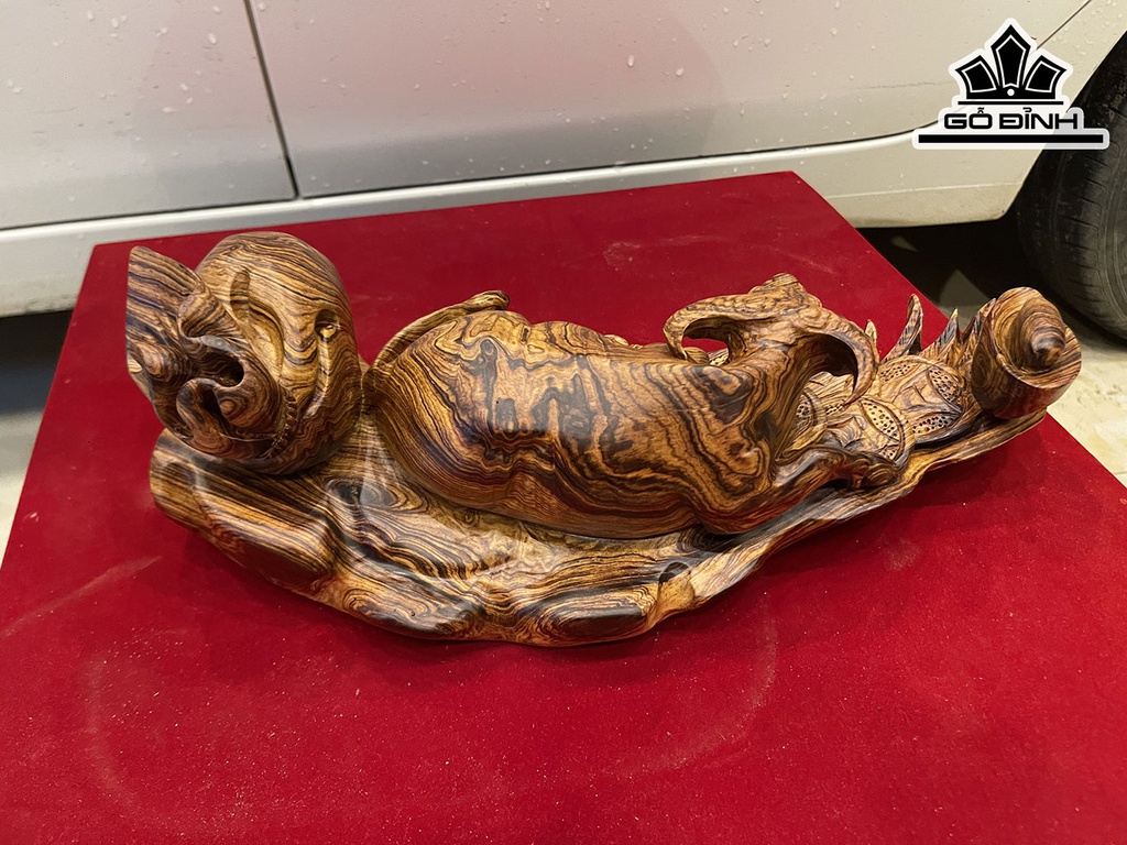 Tượng Trâu Gỗ Cẩm Cao 15 Ngang 40 Sâu 13 (cm)