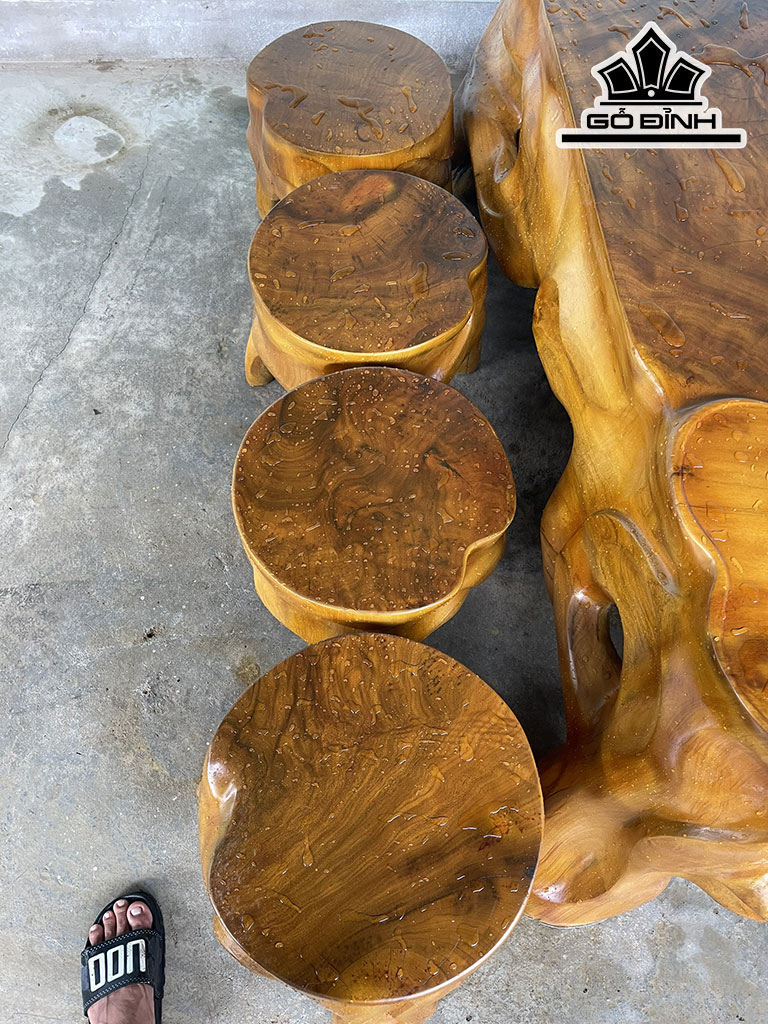 Bộ Bàn Gỗ Nu Xá Xị  8 Đôn 39x40 1 Bàn 160x80x60 (cm)