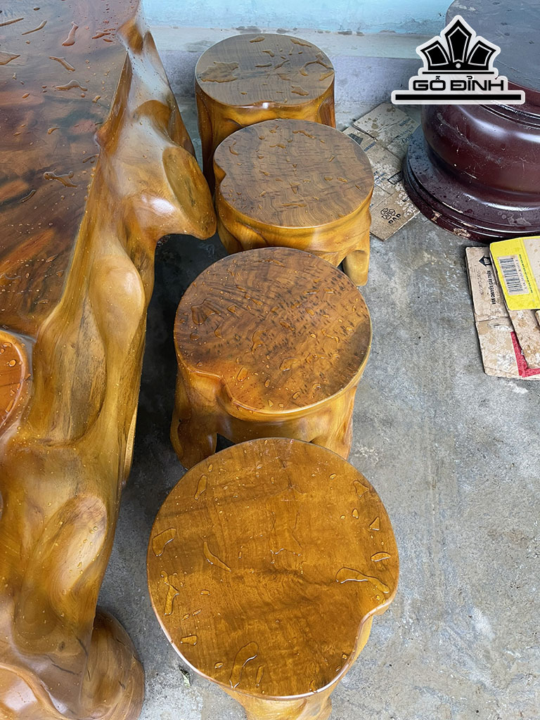 Bộ Bàn Gỗ Nu Xá Xị  8 Đôn 39x40 1 Bàn 160x80x60 (cm)