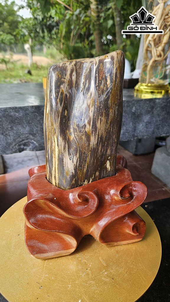 Tác Phẩm Gỗ Hóa Thạch Cao 30 Ngang 14 (cm) 4kg