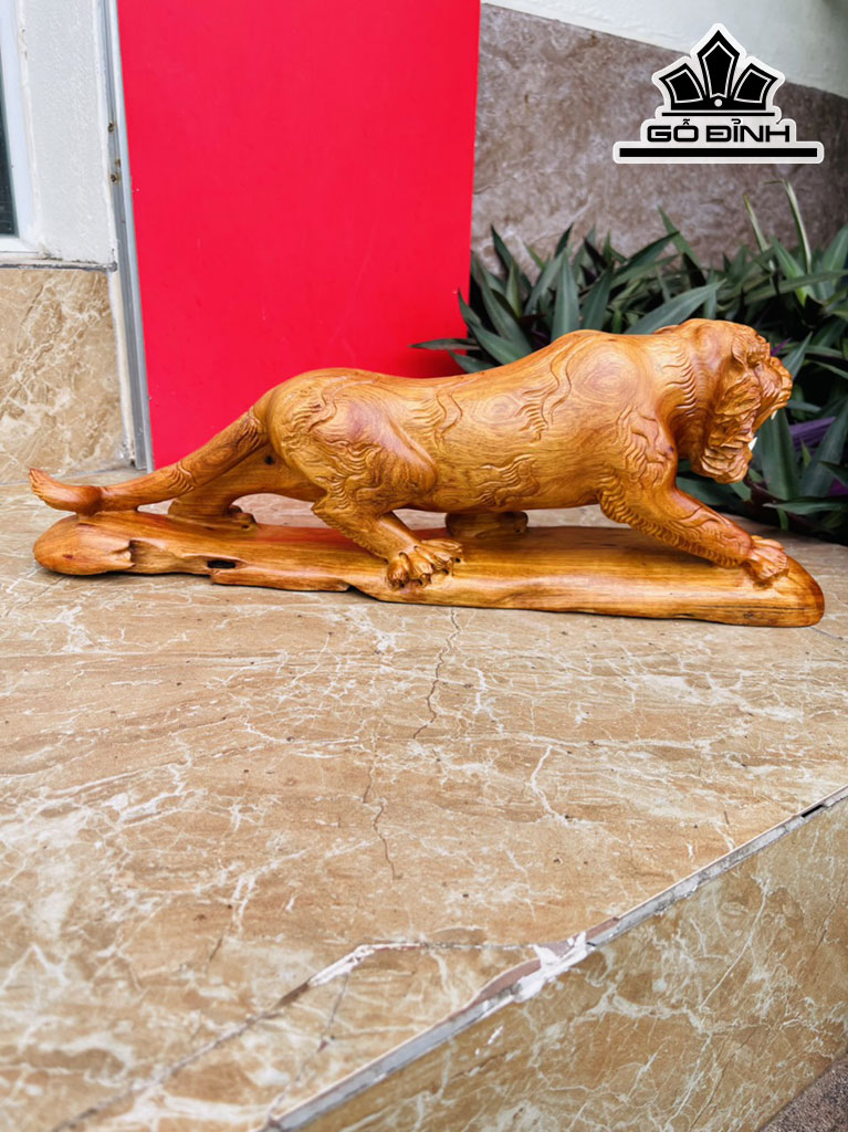 Tượng Hổ Phong Thủy Gỗ Hương Cao 16 Ngang 45 Sâu 11 (cm)