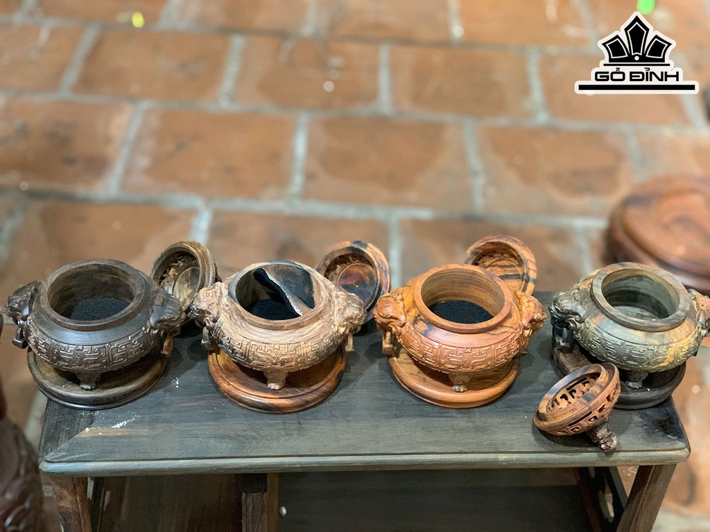 Lư Xông Trầm Gỗ Trắc Cao 14 Ngang 13 Sâu 10 (cm)