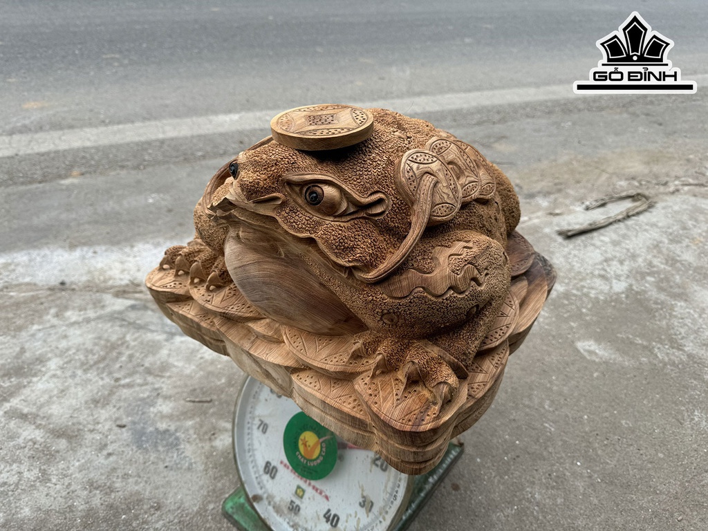 tuong-thiem-thu-go-ngoc-am-cao-38-ngang-38-sau-25-cm-421122