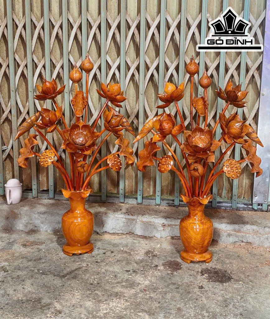 binh-hoa-sen-15-bong-go-huong-cao-88-ngang-55-sau-40-cm-422833