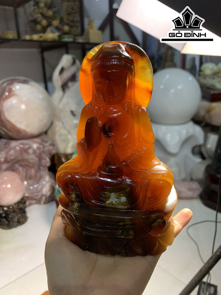 Bức Phật Bà Quan Âm Đá Mã Não Cao 15,9 Ngang 10 Sâu 6 (cm)