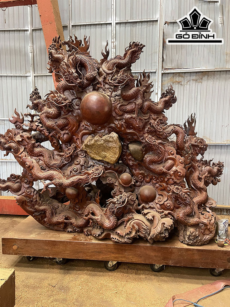 tuong-cuu-long-tranh-chau-go-huong-cao-240-rong-250-sau-100-cm-tam-de-go-lim-240x18x100-cm-433104
