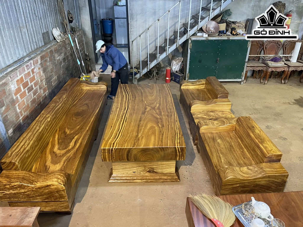 admin-0-san-pham-2023-xuat-anh-chen-logo-anh-1-dang-bai-bo-sofa-go-huong-xam-hang-to-day-20-cm-433962