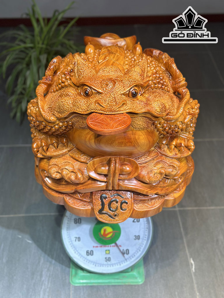 tuong-thiem-thu-go-huong-cao-40-ngang-43-sau-40-cm-435763