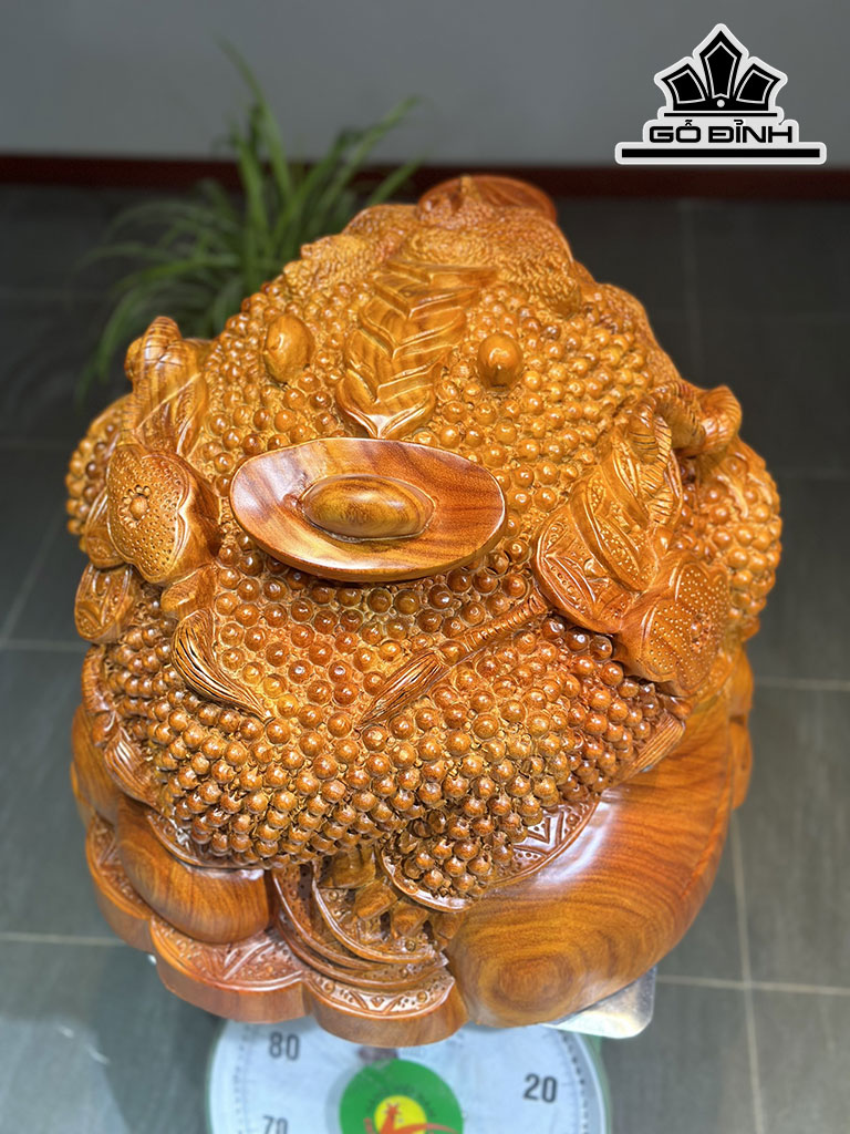 tuong-thiem-thu-go-huong-cao-40-ngang-43-sau-40-cm-435768