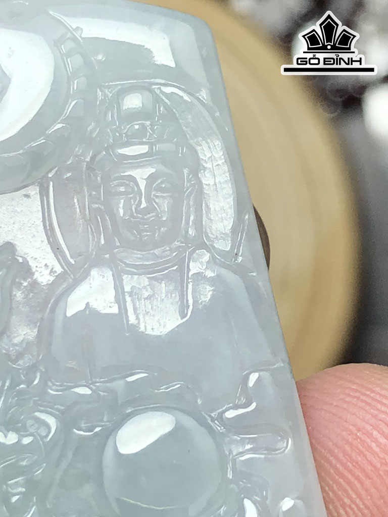 Quan Âm Đá Cẩm Thạch Cao 41 Ngang 30 Sâu 3,3 (mm) 9,4g