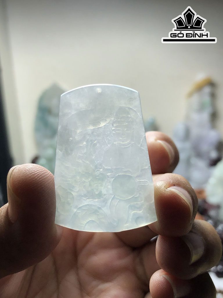 Quan Âm Đá Cẩm Thạch Cao 41 Ngang 30 Sâu 3,3 (mm) 9,4g