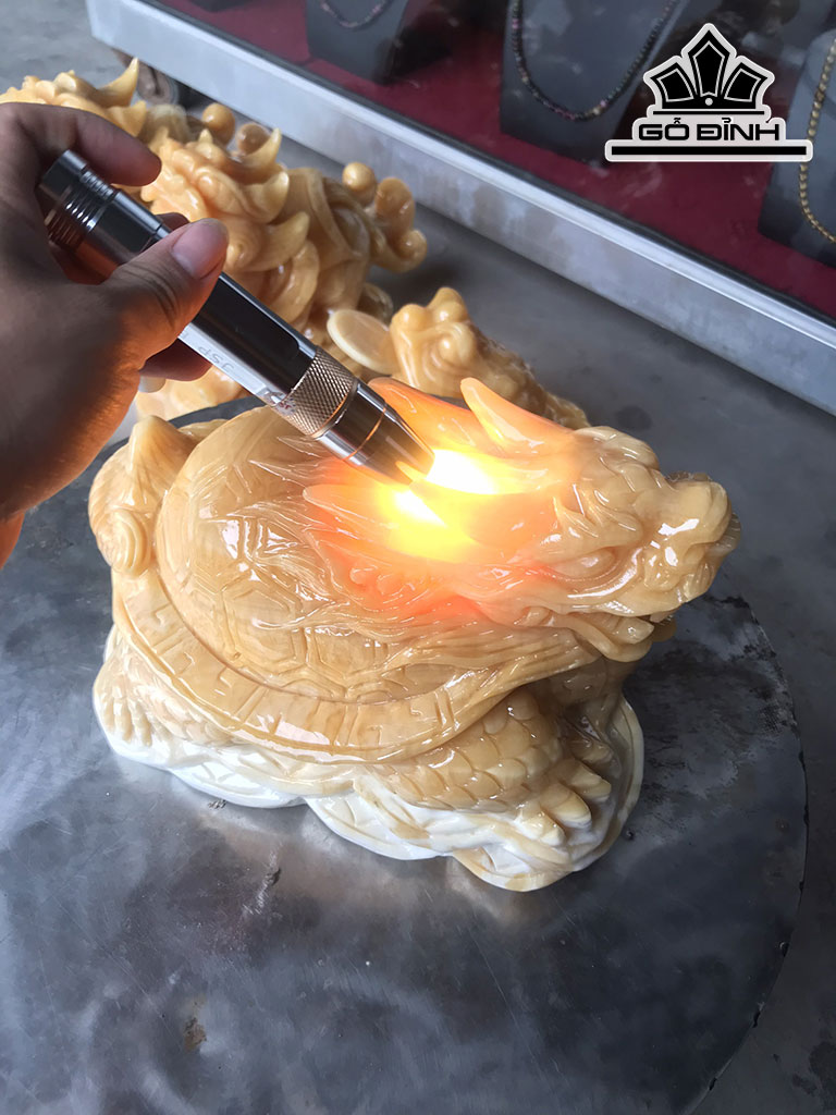 Cụ Long Quy Đá Ngọc Hoàng Long Cao 18 Ngang 25 (cm) 9,3kg