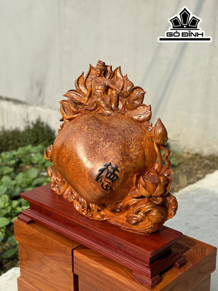 tuong-phat-me-quan-the-am-ngu-lien-hoa-go-nu-huong-cao-65-ngang-65-sau-28-cm-441140