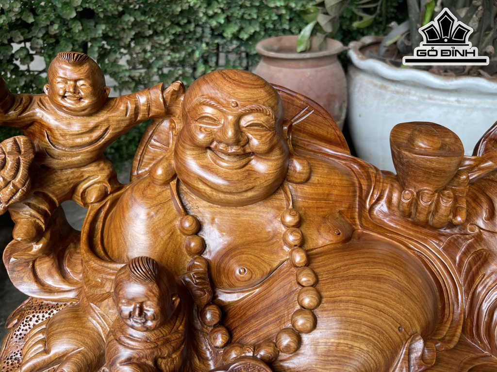 tuong-phat-di-lac-tam-phuc-go-huong-cao-42-ngang-65-sau-25-cm-442672