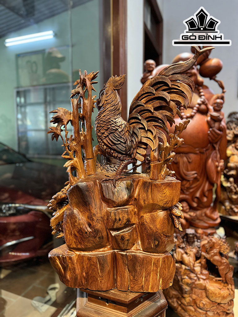 tuong-gia-dinh-ga-go-huong-cao-82-ngang-50-sau-46-cm-444351