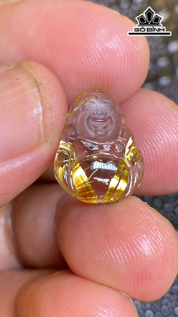 Mặt Dây Di Lặc Hoa Thị Đá Thạch Anh Tóc Vàng Cao 16,8 Ngang 12,7 Sâu 5,4 (mm) 1,5g