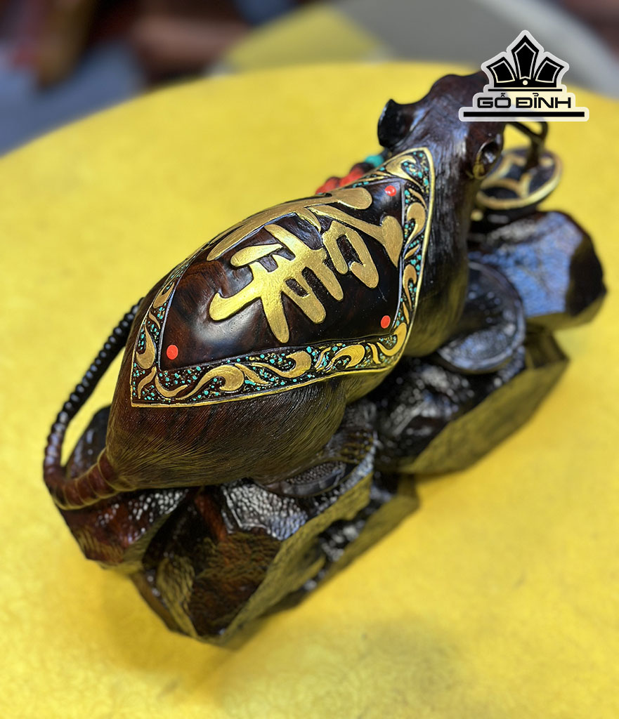 tuong-chuot-phong-thuy-go-trac-cao-20-ngang-26-sau-11-cm-445053