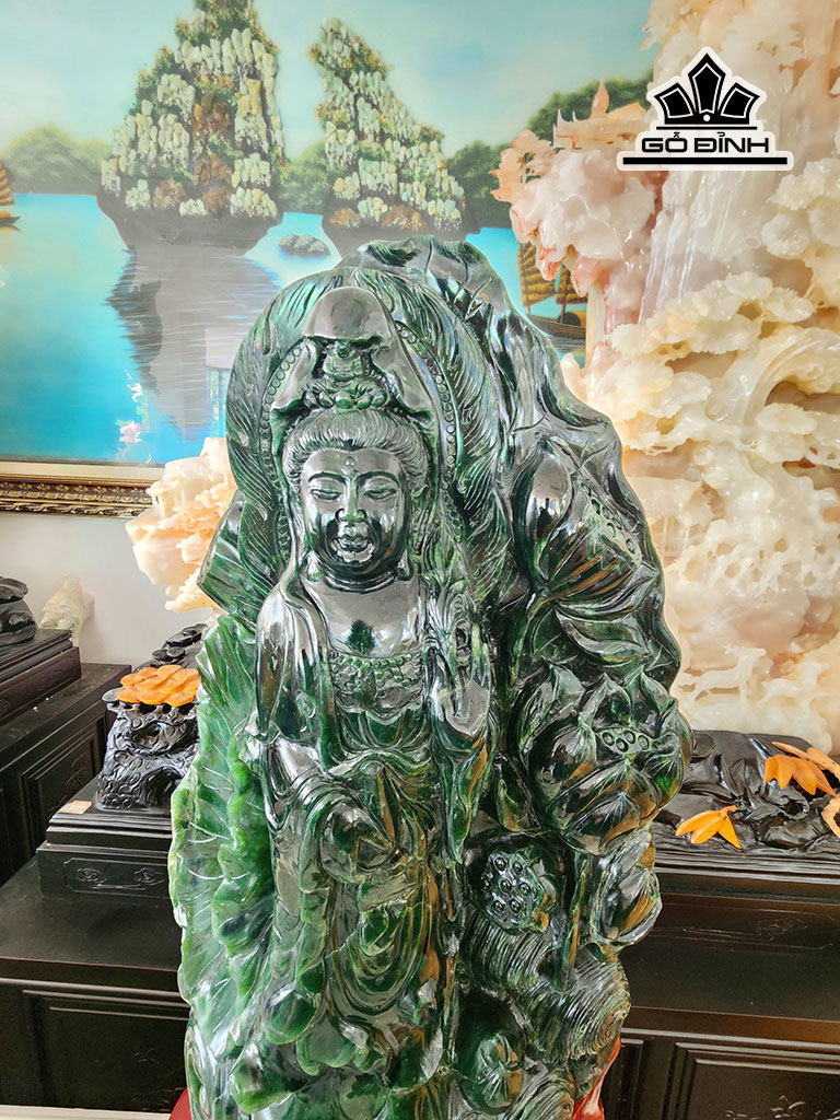tac-pham-phat-quan-am-da-ngoc-bich-nephrite-jade-cao-32-ngang-28-sau-79-rieng-da-cao-30-ngang-16-sau-56-cm-275kg-446115