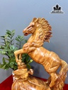 tuong-ngua-phong-thuy-nhat-ma-phi-thien-go-huong-cao-50-ngang-26-sau-13-cm-449575