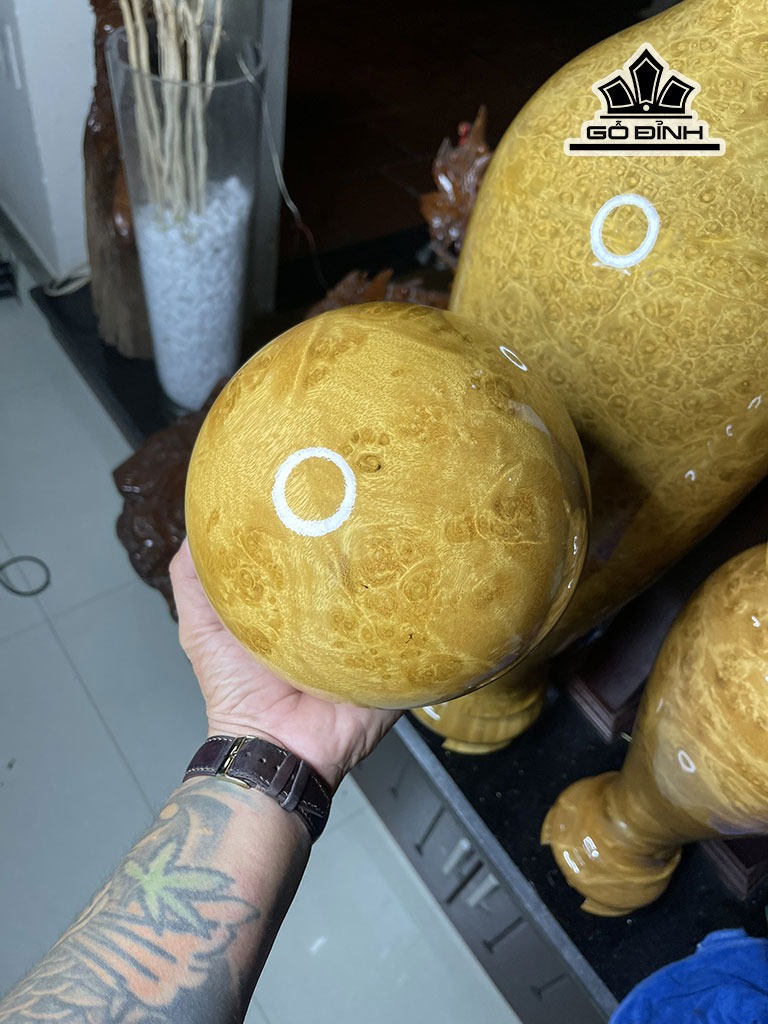 binh-phu-quy-go-nu-doi-cao-84-duong-kinh-30-cm-449720