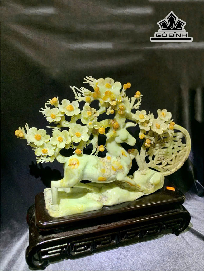 tac-pham-tuan-loc-hoa-mai-da-serpentine-cao-44-ngang-30-ca-de-cao-43-cm-451683