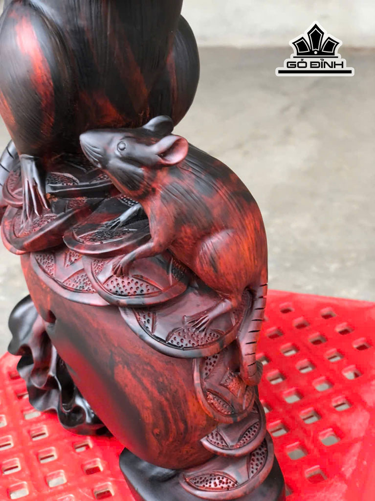 tuong-chuot-phong-thuy-go-trac-cao-31-ngang-19-sau-11-cm-452676