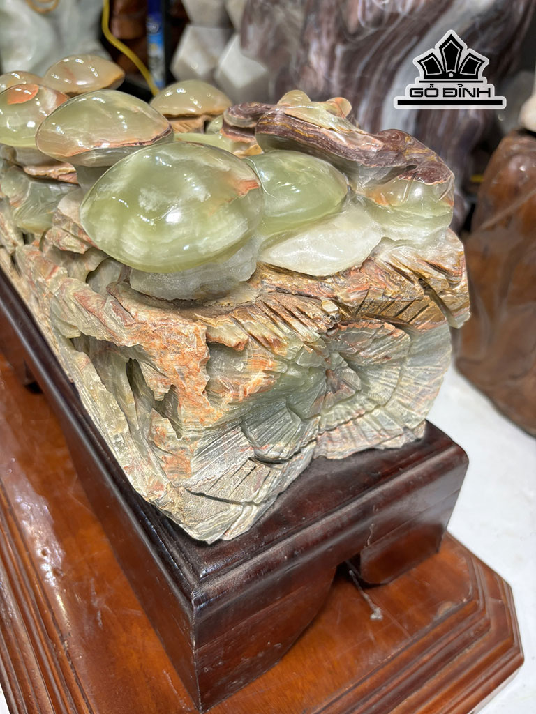 nam-ngoc-truong-sinh-da-onyx-xanh-kich-thuoc-42x167x23-cm-452839