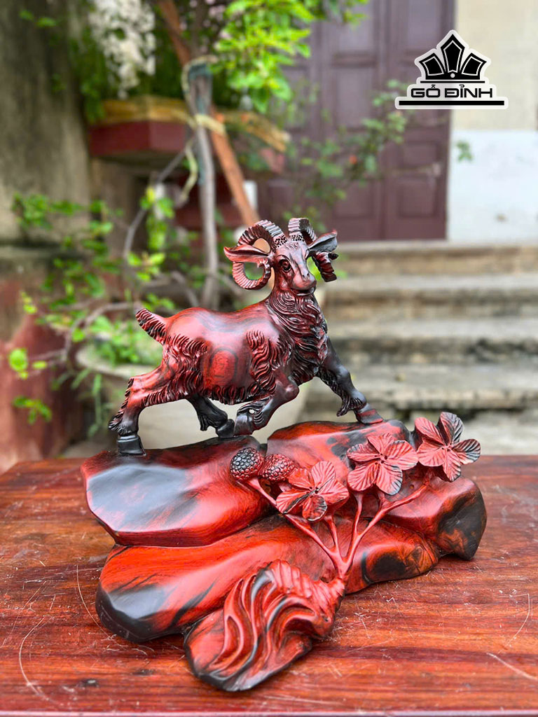 tuong-de-phong-thuy-go-trac-cao-26-ngang-30-sau-15-cm-453704